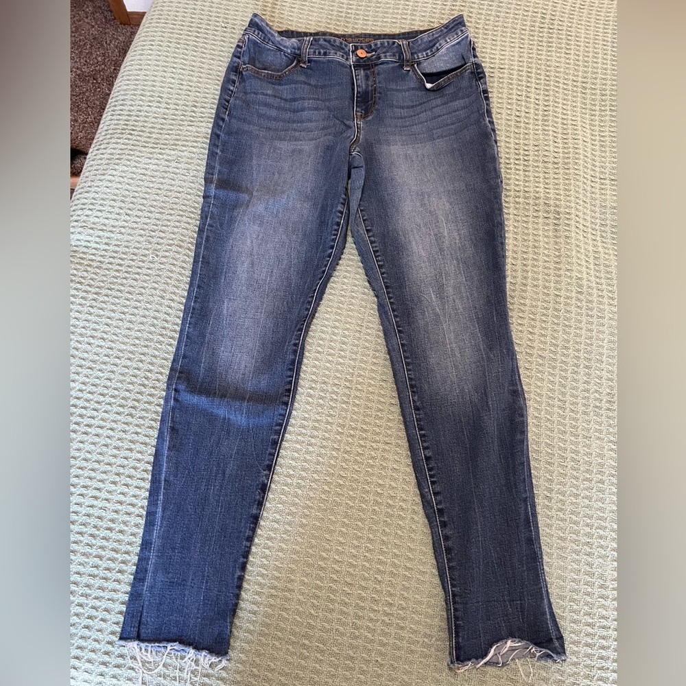 Maurice’s Jeggings medium wash, size L regular length